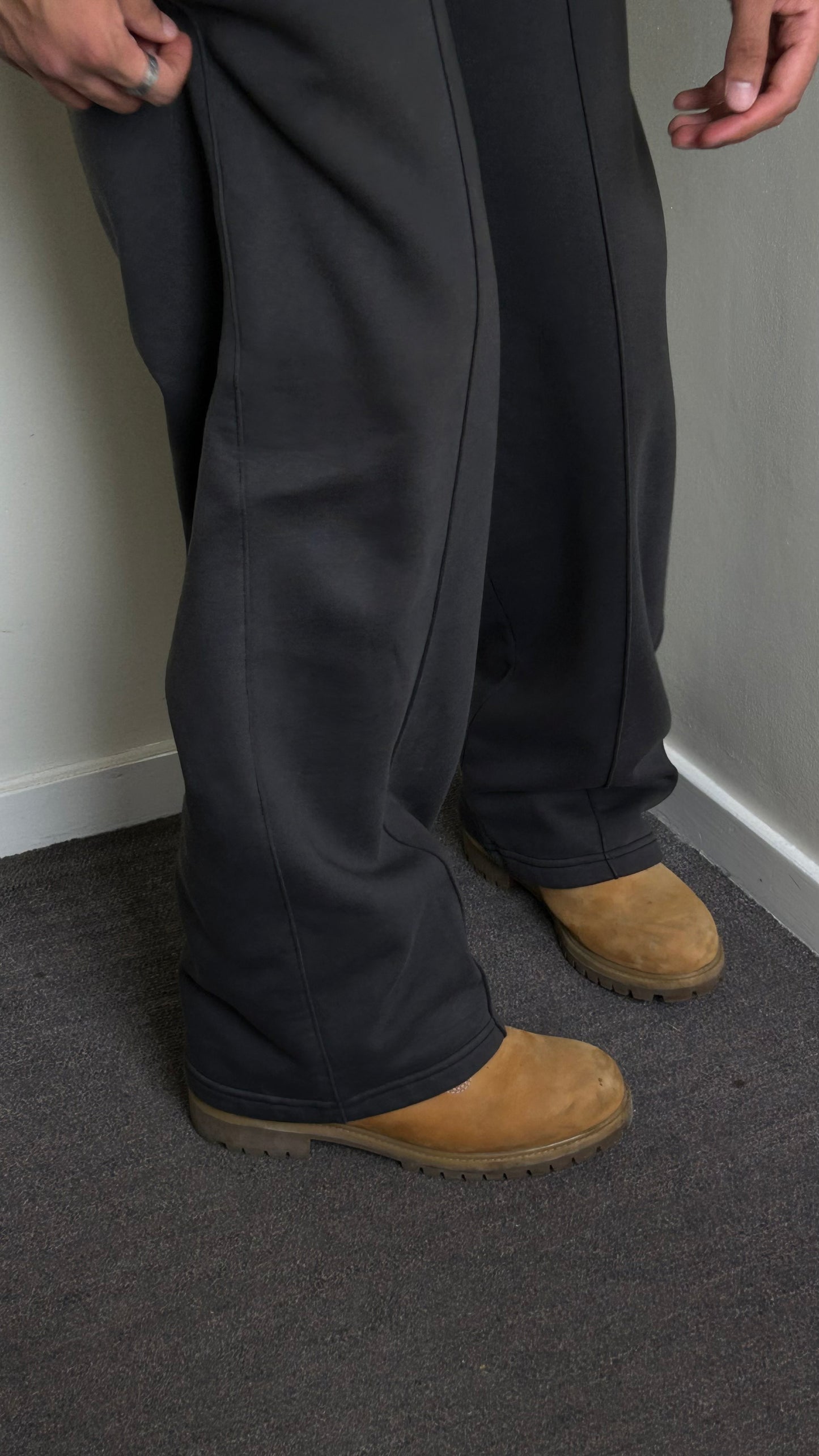 CLUB UNIFORM SWEATPANTS - NARDO GREY